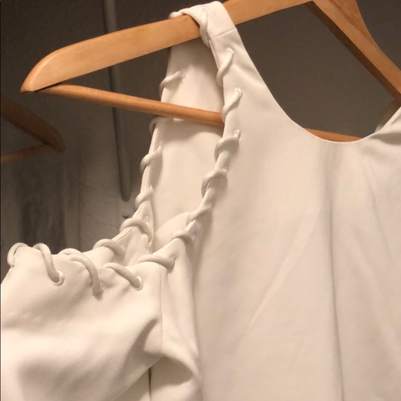 IRO - Picture 2 of 6